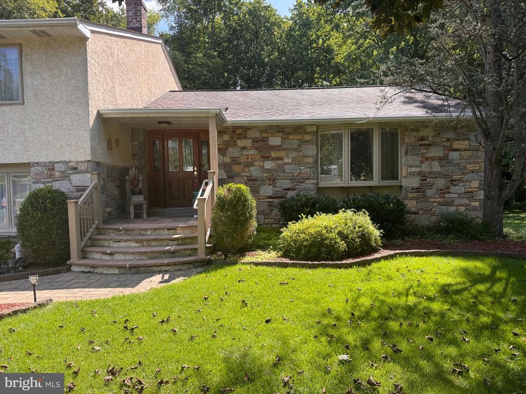 2145 EDGE HILL RD, HUNTINGDON VALLEY, PA 19006 — photo 2