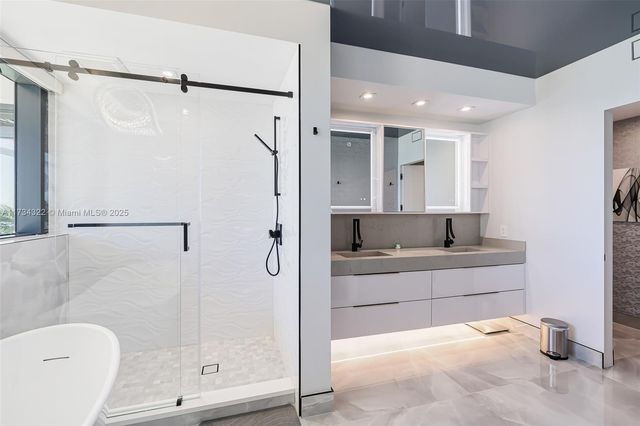 2205 S Surf Rd 4A, Hollywood, FL 33019