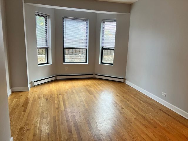 732 W Bittersweet Place 408, Chicago, IL 60613