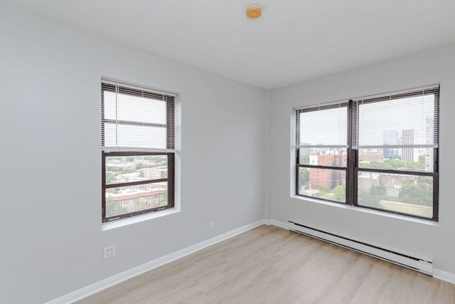 732 W Bittersweet Place 408, Chicago, IL 60613