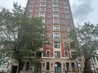 732 W Bittersweet Place 408, Chicago, IL 60613