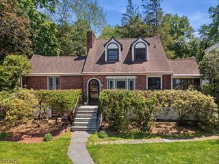 201 Little Falls Rd, Cedar Grove Twp., NJ 07009