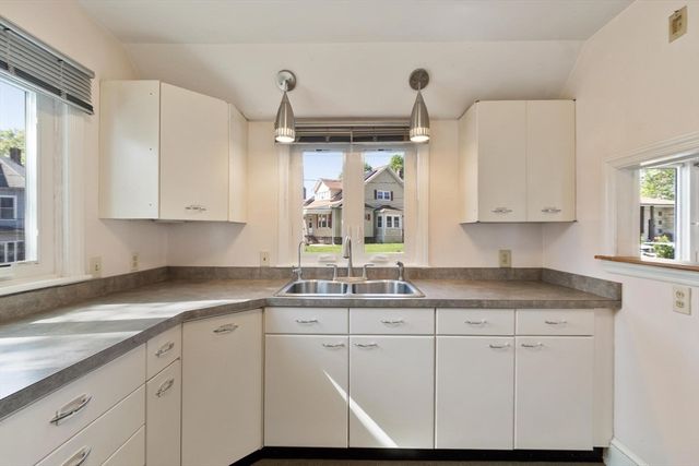 4 Bicknell Terrace, Lawrence, MA 01841