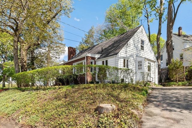 4 Bicknell Terrace, Lawrence, MA 01841