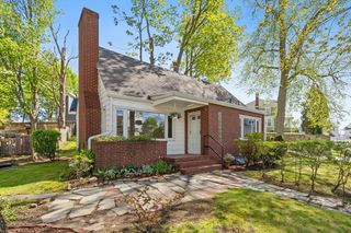 4 Bicknell Terrace, Lawrence, MA 01841