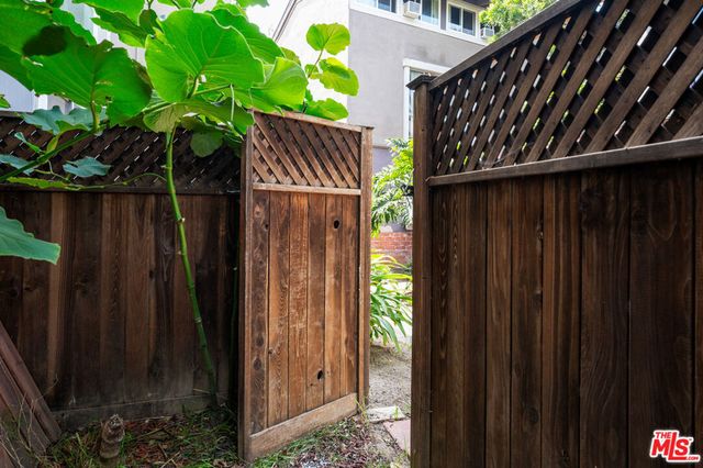 6605 Green Valley Circle 109, Culver City, CA 90230