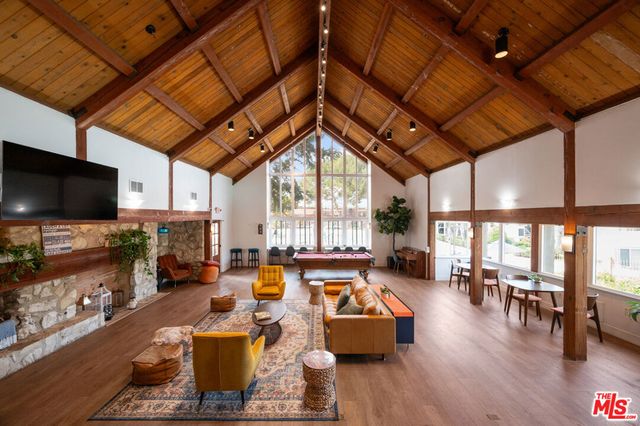 6605 Green Valley Circle 109, Culver City, CA 90230