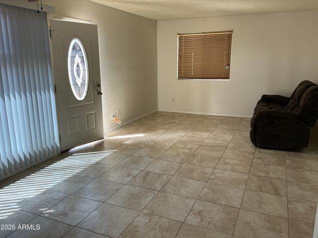 6641 N 27TH Avenue, Phoenix, AZ 85017