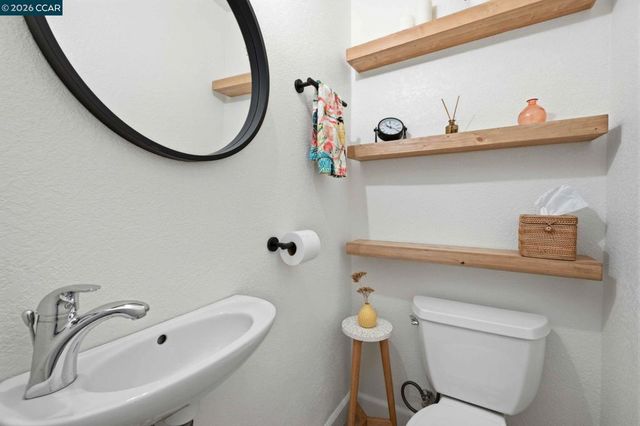 701 Center Ave, Martinez, CA 94553