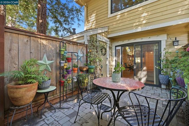 701 Center Ave, Martinez, CA 94553