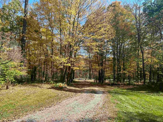 1631 North Road, Hinesburg, VT 05461