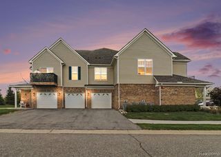 9864 Ridge Run Street, Howell, MI 48855