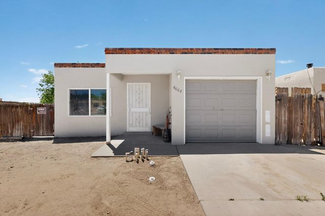 6008 Kilmer Avenue NW, Albuquerque, NM 87120