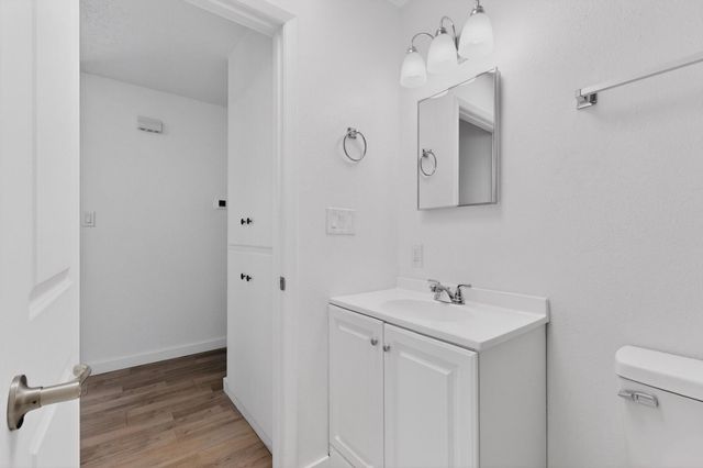 6008 Kilmer Avenue NW, Albuquerque, NM 87120