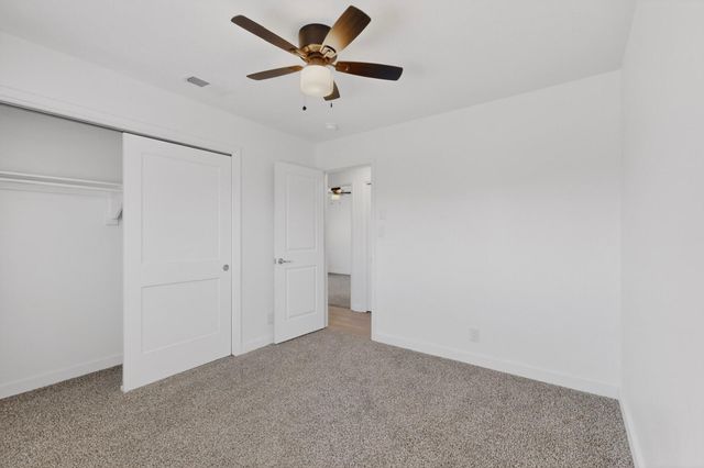 6008 Kilmer Avenue NW, Albuquerque, NM 87120
