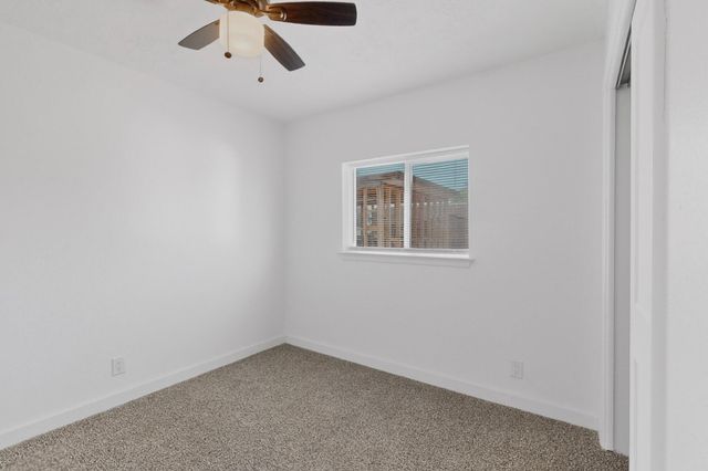 6008 Kilmer Avenue NW, Albuquerque, NM 87120