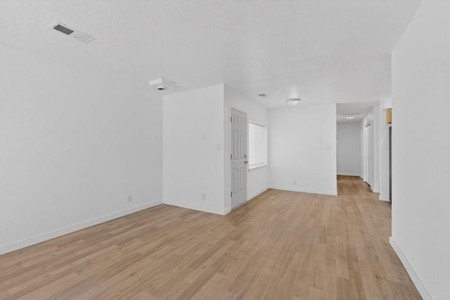 6008 Kilmer Avenue NW, Albuquerque, NM 87120