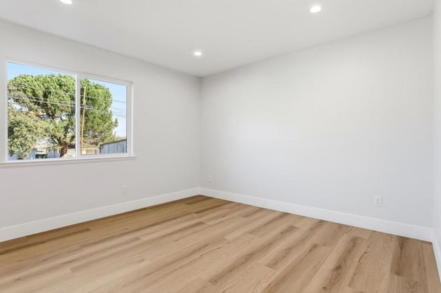 1361 Hillcrest Road, Hollister, CA 95023