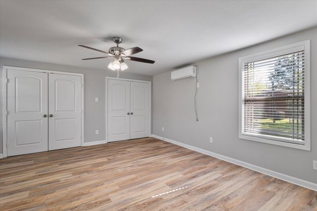 4321 Green Oak Drive, Granbury, TX 76048