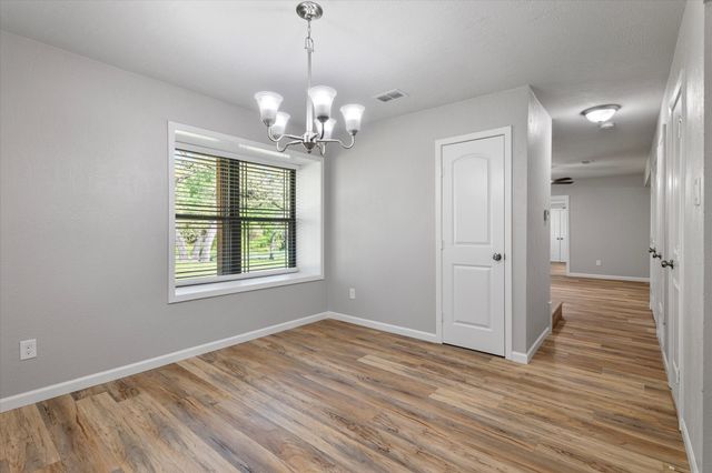 4321 Green Oak Drive, Granbury, TX 76048