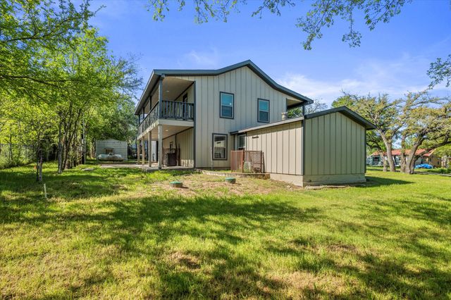 4321 Green Oak Drive, Granbury, TX 76048