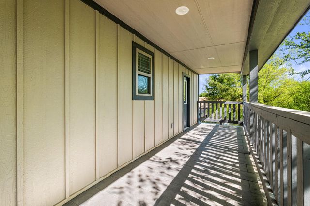 4321 Green Oak Drive, Granbury, TX 76048