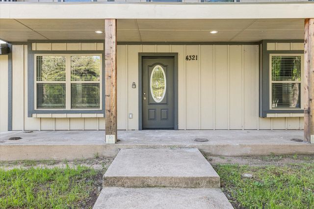 4321 Green Oak Drive, Granbury, TX 76048