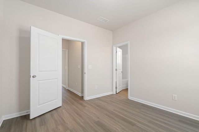 249 10th Street, Auburn, GA 30011