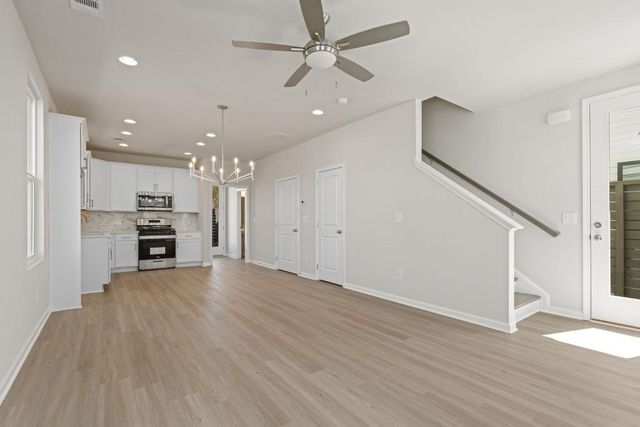 249 10th Street, Auburn, GA 30011