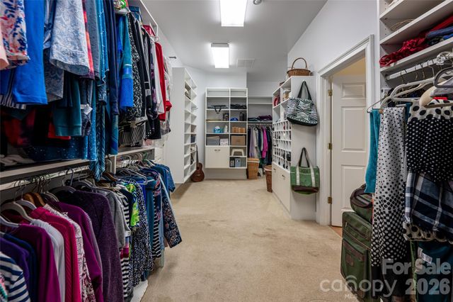 7 Ashley Road, Asheville, NC 28805