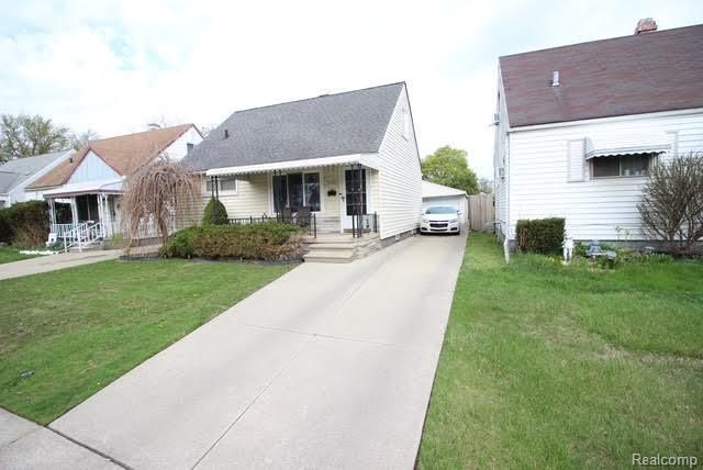 24560 Bolam Avenue, Warren, MI 48089