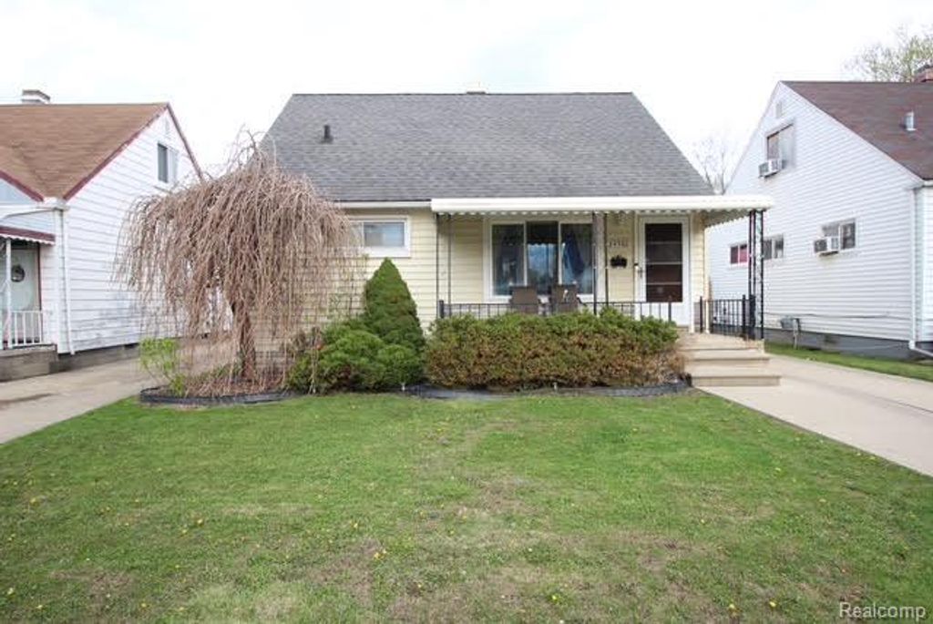 24560 Bolam Avenue, Warren, MI 48089