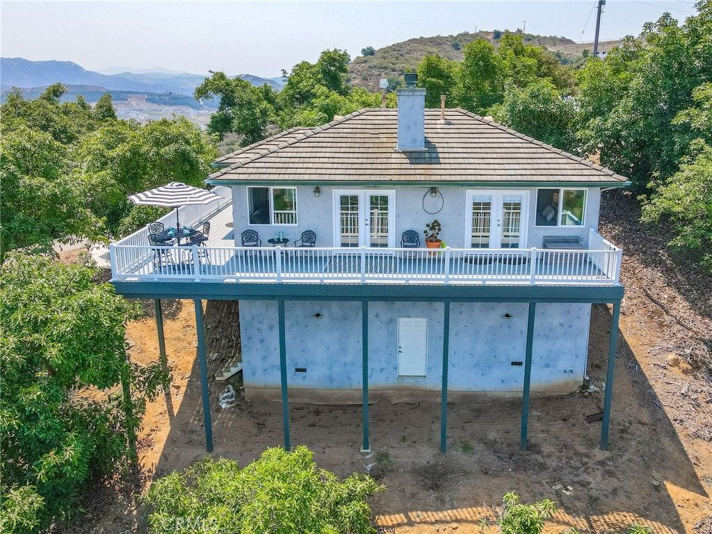 2125 Puerto Del Mundo, Fallbrook, CA 92028 — photo 2