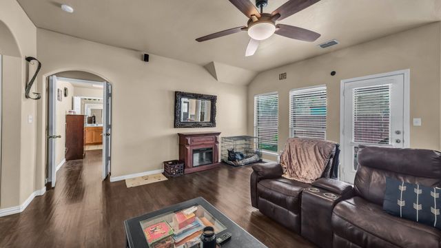 2408 Loreto Drive, Fort Worth, TX 76177