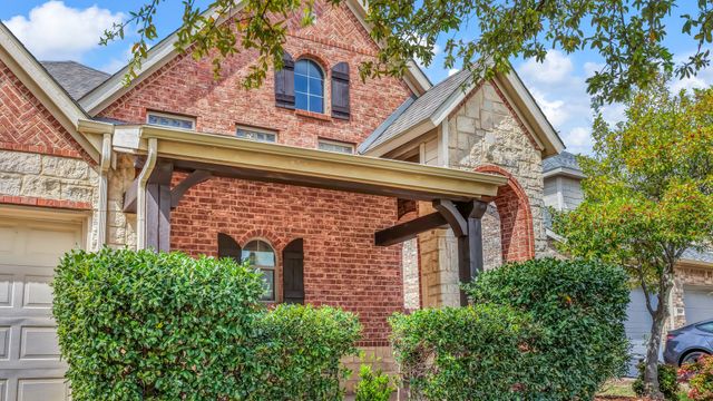 2408 Loreto Drive, Fort Worth, TX 76177