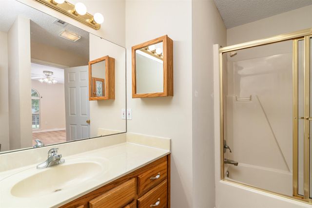 210 Pebble Beach, Hot Springs National Park, AR 71913