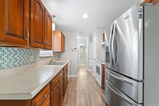 8306 Windover Dr, San Antonio, TX 78218
