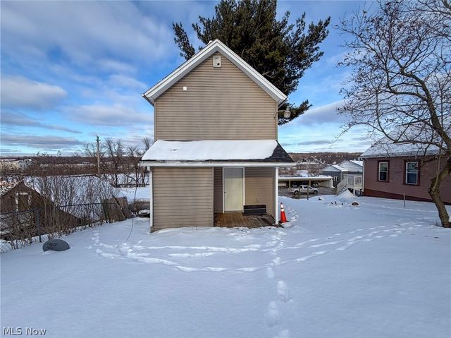 252 State Street, Struthers, OH 44471