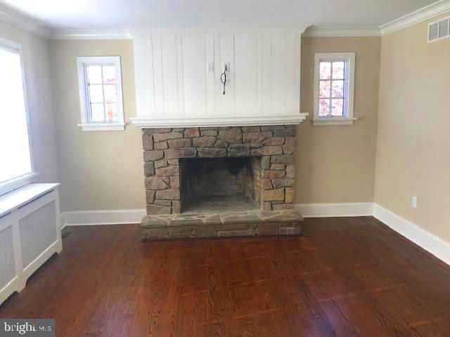 6091 KELLERS CHURCH RD, Pipersville, PA 18947