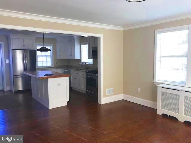 6091 KELLERS CHURCH RD, Pipersville, PA 18947