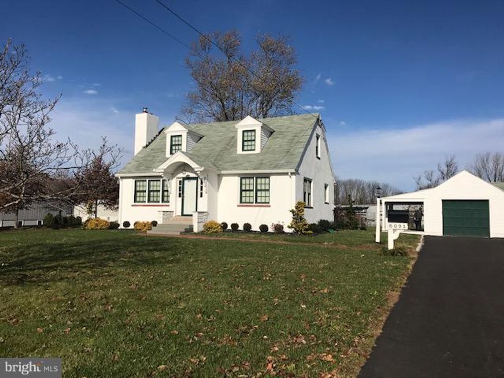6091 KELLERS CHURCH RD, Pipersville, PA 18947