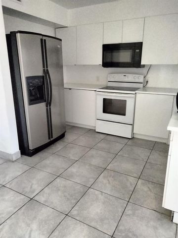 4429 Treehouse Ln 28 F, Fort Lauderdale, FL 33319