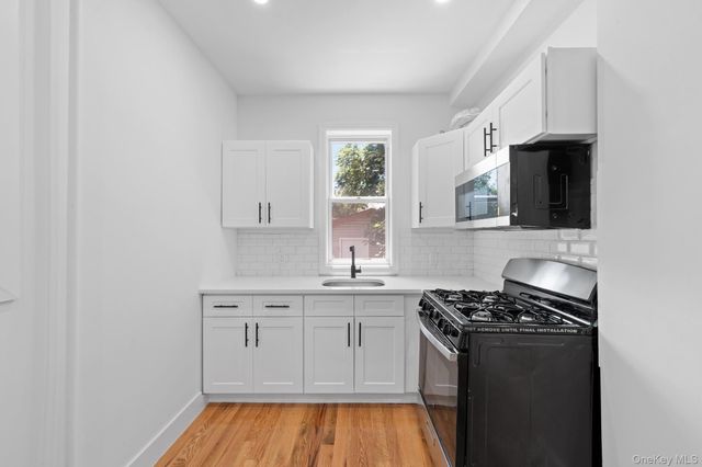 33 Cox Place, Brooklyn, NY 11208