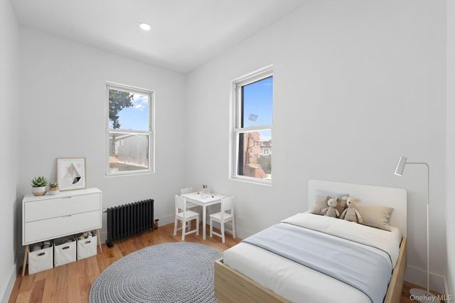 33 Cox Place, Brooklyn, NY 11208