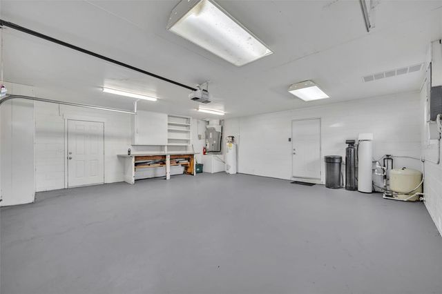 119 LAKE DRIVE, Oviedo, FL 32765