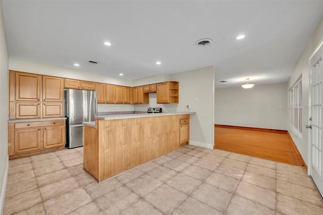 119 LAKE DRIVE, Oviedo, FL 32765