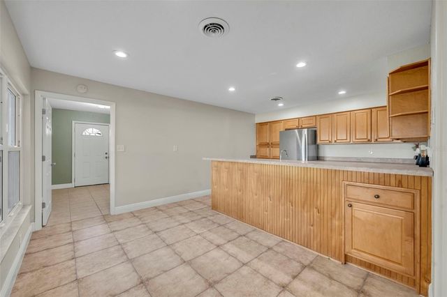 119 LAKE DRIVE, Oviedo, FL 32765