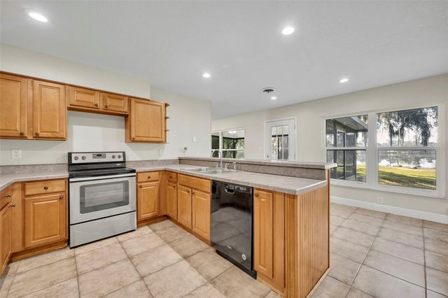 119 LAKE DRIVE, Oviedo, FL 32765