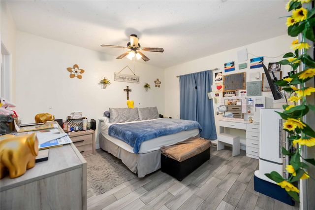 7334 Anzac Street, Houston, TX 77020