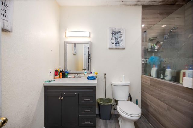 7334 Anzac Street, Houston, TX 77020